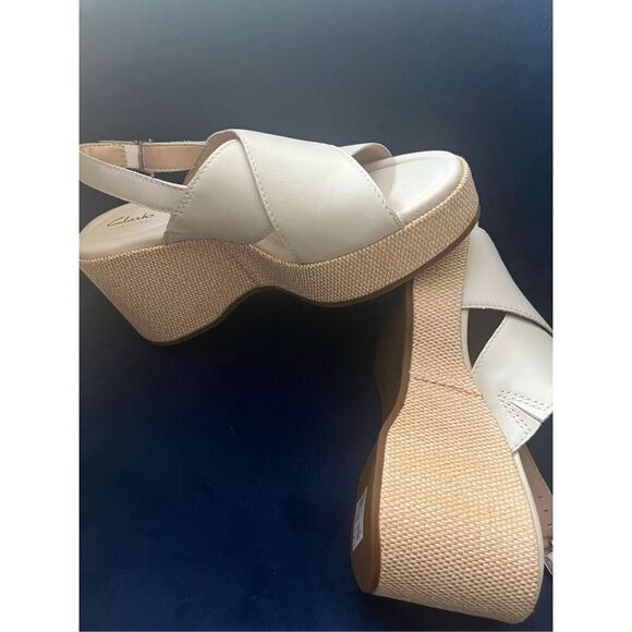 Clarks White‎ and Tan Heeled Sandals - Picture 4 of 9